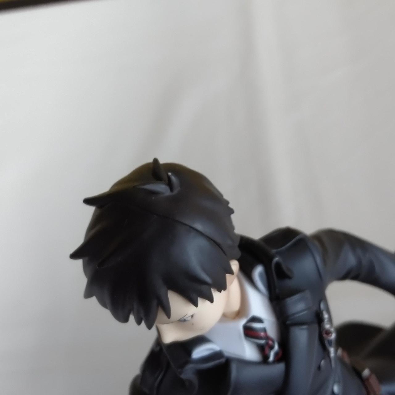 髪の毛の先、一箇所塗装が剥げています