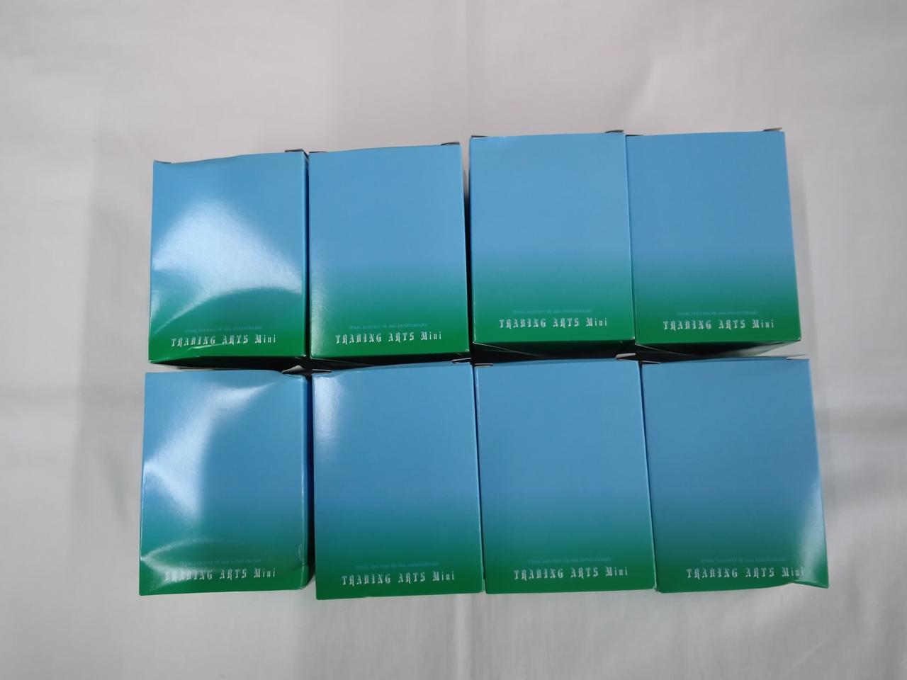 箱に少々へこみあり