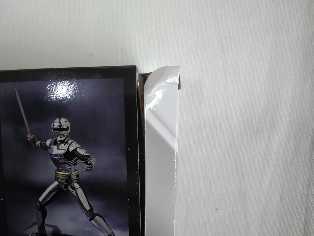 箱少々歪みあります