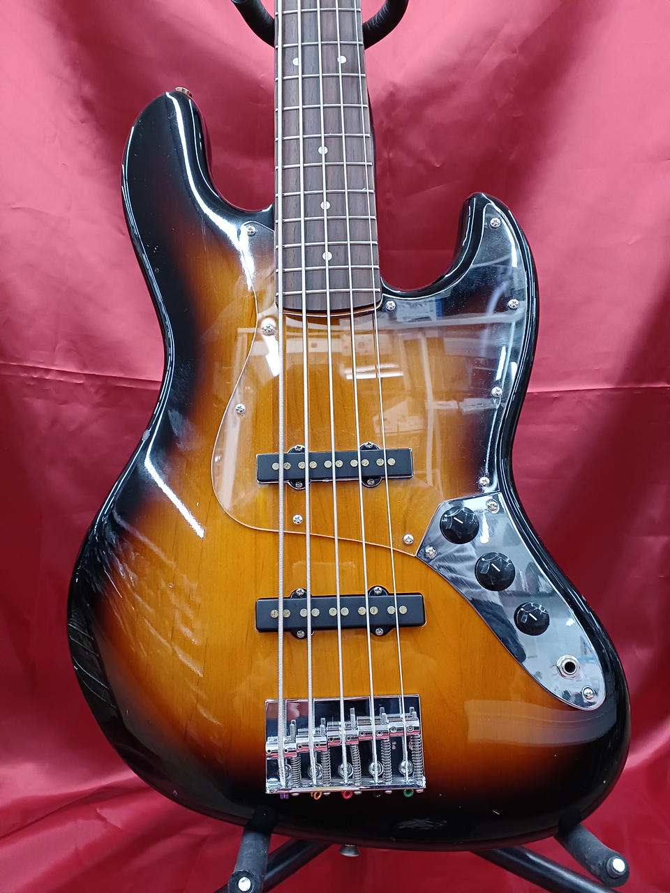 SQUIER 型番：JAZZ BASS 5弦ベース ５弦 JAZZ BASS