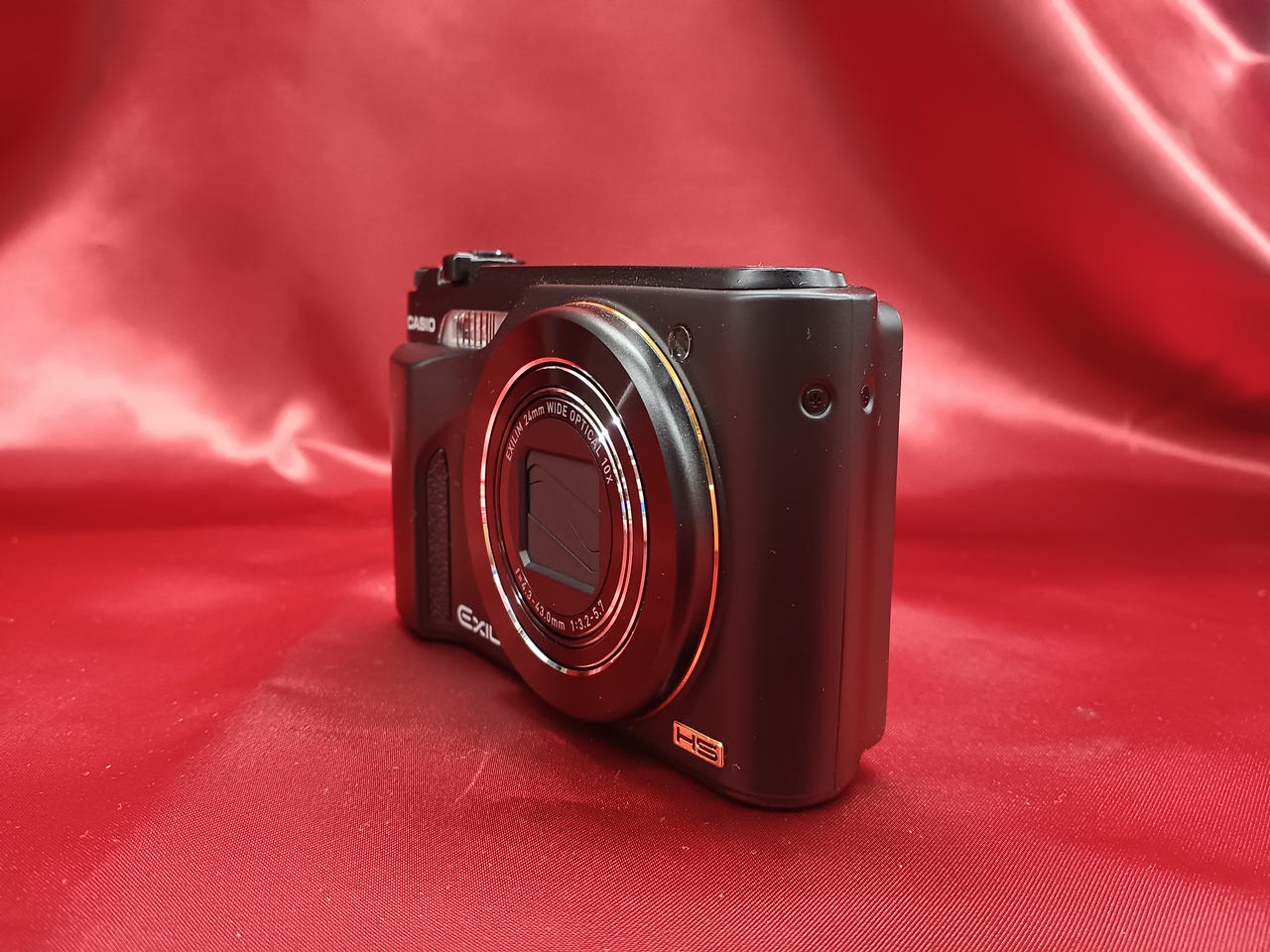 CASIO 型番：EX-FH100 EX-FH100