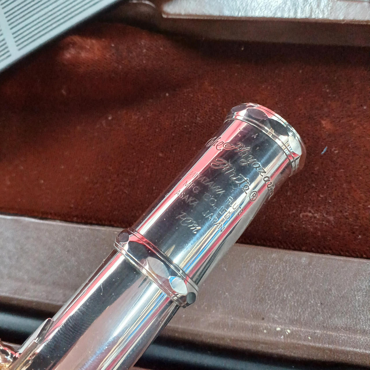 ミヤザワフルート We deliver happiness with a Miyazawa flute.