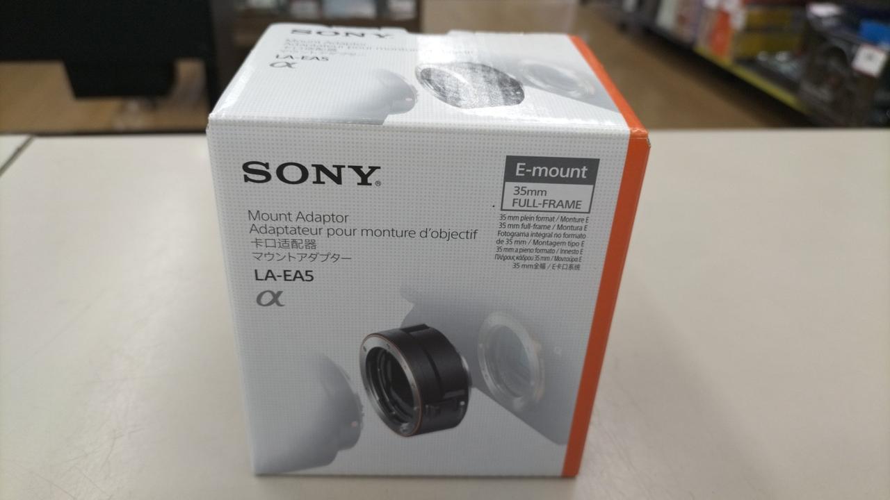 レンズ+アダプターセット】SONY SAL35F18 / LA-EA2