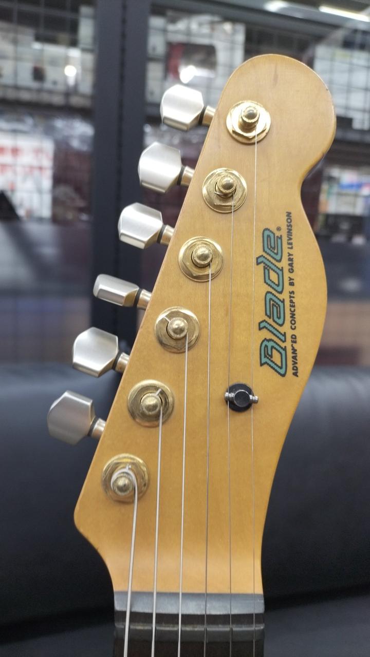 blade levinson cory wong エレキギター 美品 Amazon.co.jp: Fender USA製エレキギター Limited Edition Cory