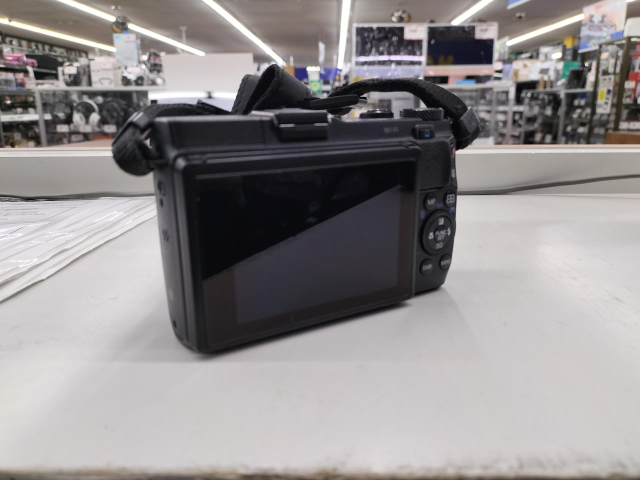 L*s様 岡023 デジカメ 3点 まとめ売り RICOH Canon 4Kカメ 予約受付中】キヤノン PowerShot V1｜カメラのキタムラ東京