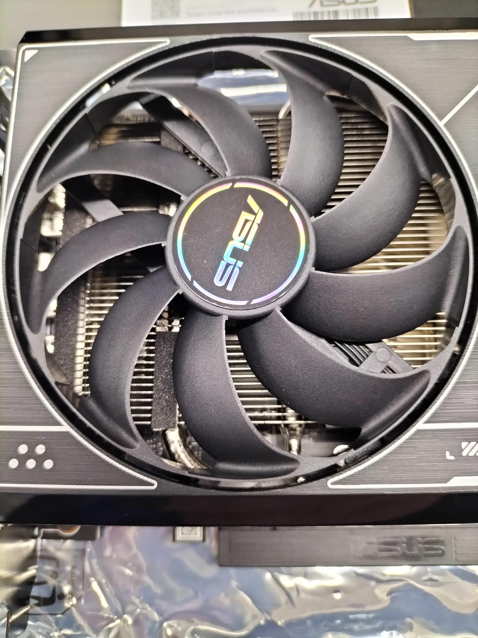 ASUS DUAL GEFORCE RTX4060 新品未使用品 ASUS Dual GeForce RTX™ 4060 OC Edition 8GB GDDR6 | Graphics