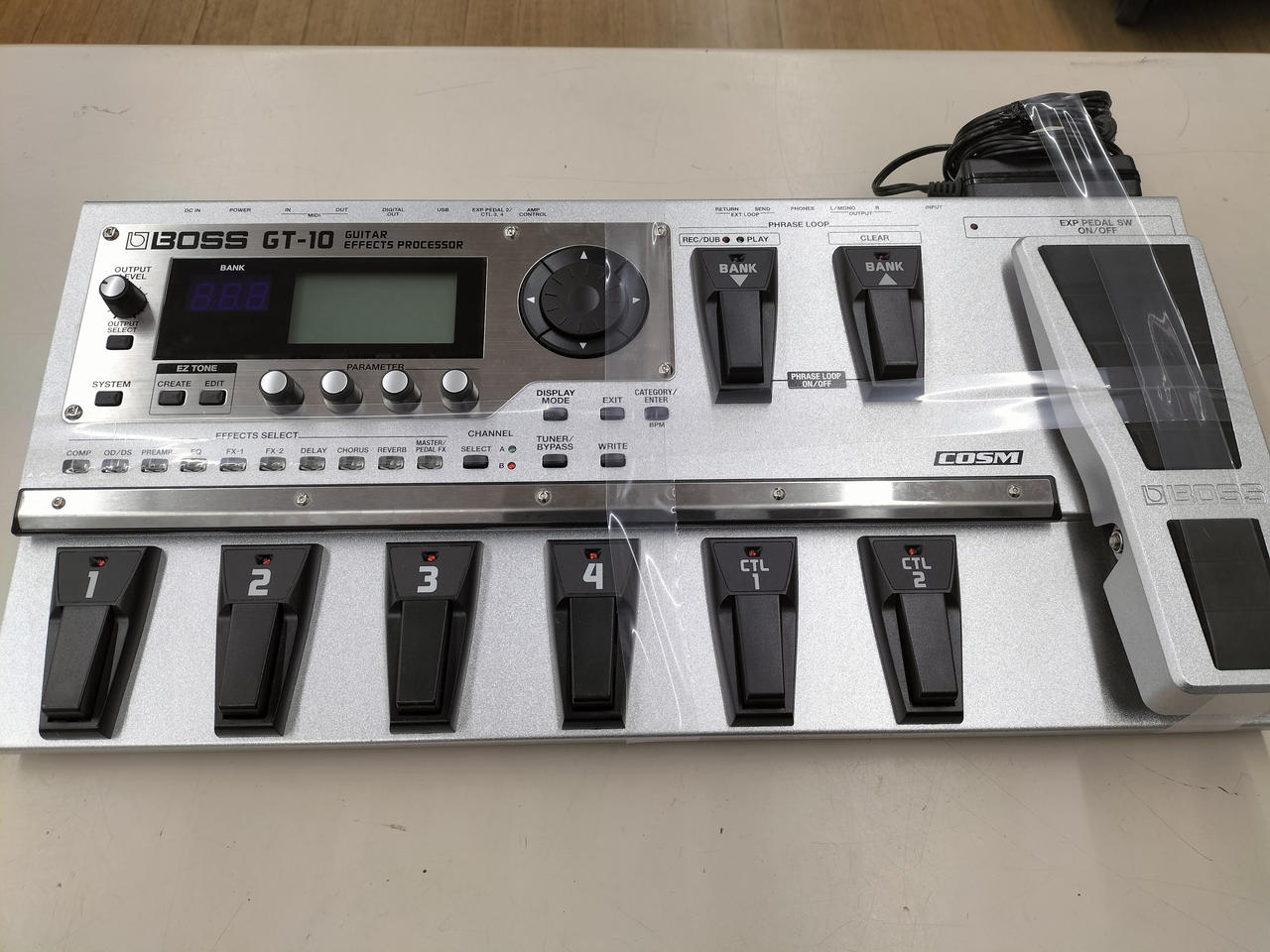 BOSS GT-10 マルチエフェクター Amazon.com: Boss GT-10 Guitar Multiple Effects Pedal