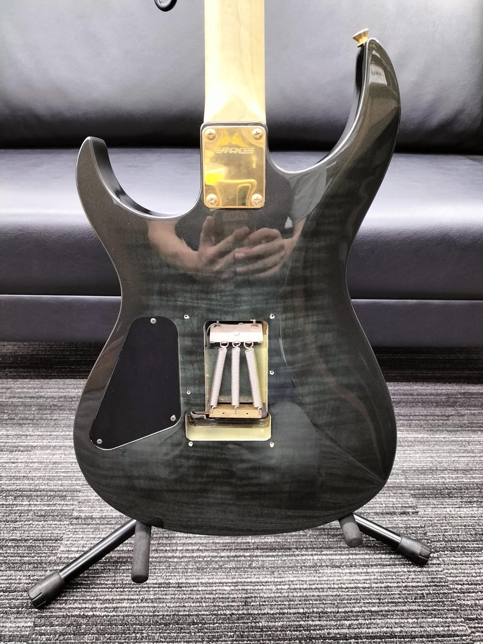 フェルナンデス　エレキギター　新品の弦付き フェルナンデス エレキギター 新品の弦付き 楽天市場】エレキ