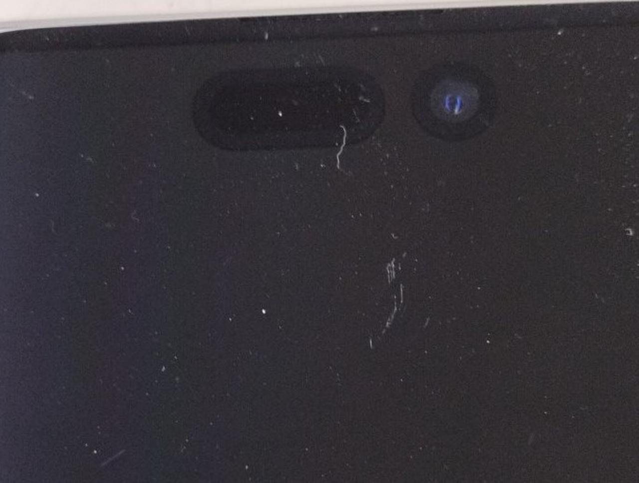 キズ有ります。