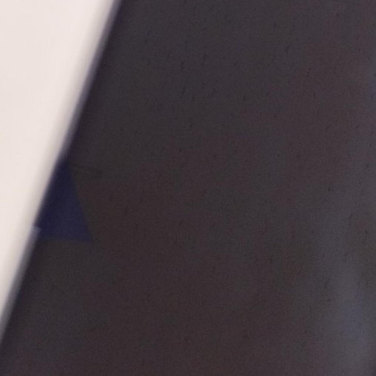 スリキズ有ります。