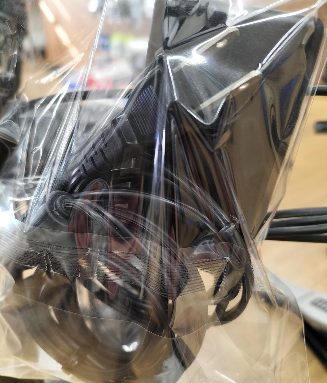 ACアダプター