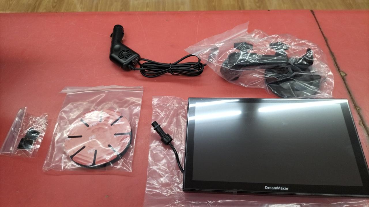 buru951！ DreamMaker ポータブルナビ Amazon.co.jp: DreamMaker [トラックモード (大型通行禁止データ