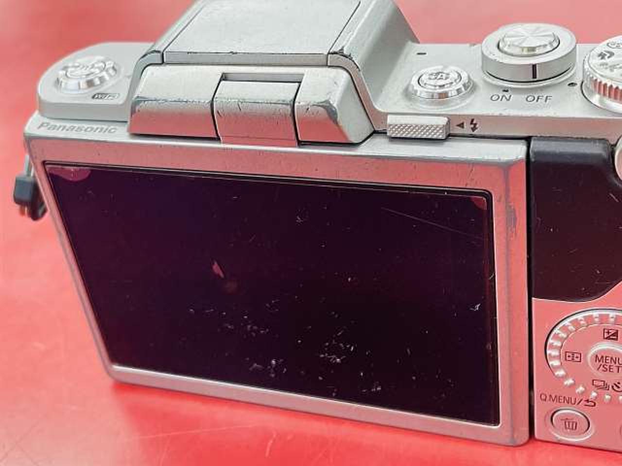 LUMIX DMC-GF7 動作未確認　ジャンク LUMIX DMC-GF7 動作未確認 ジャンク