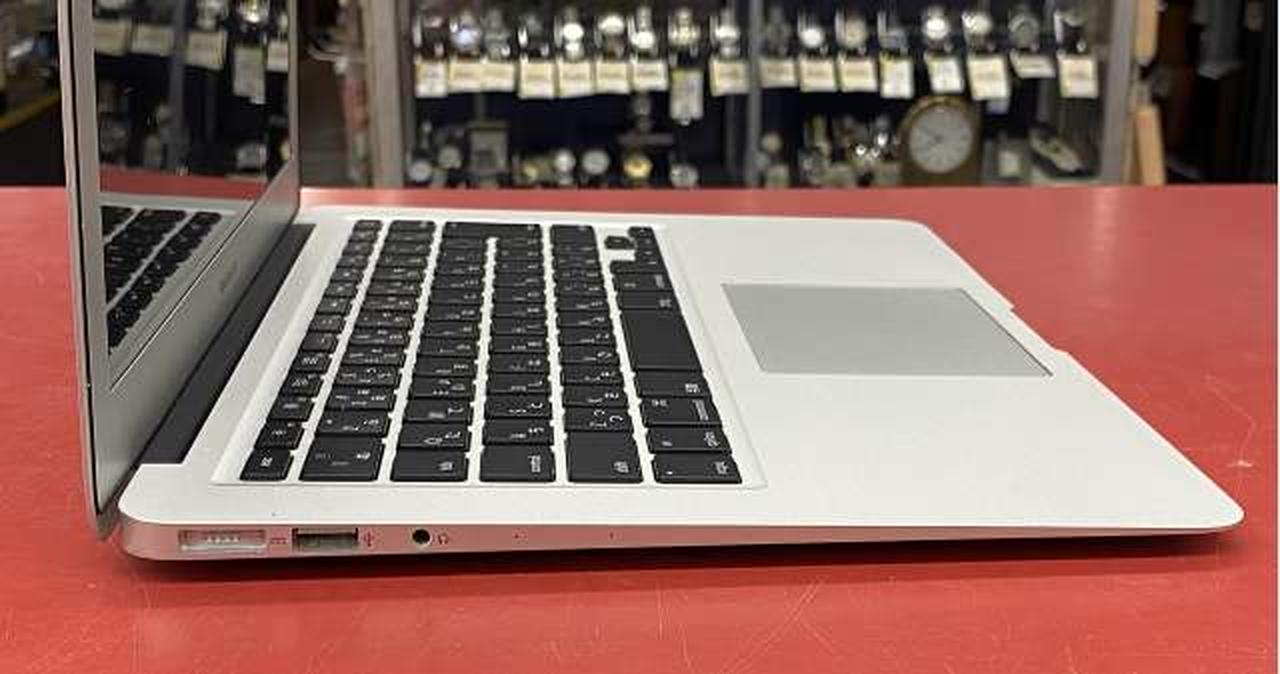 アップルコンピュータジャパン(APPLE)|MacBook Air 1800 13.3