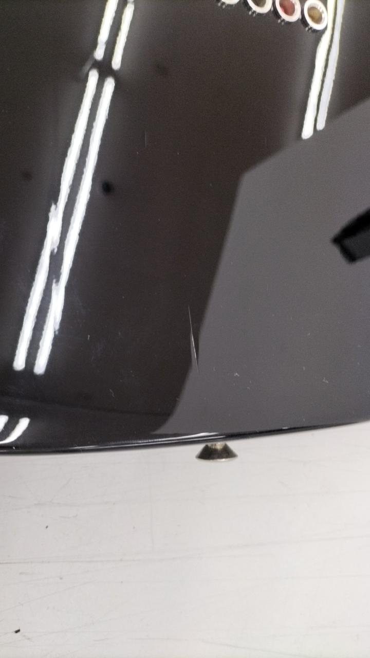 ボディ裏キズ