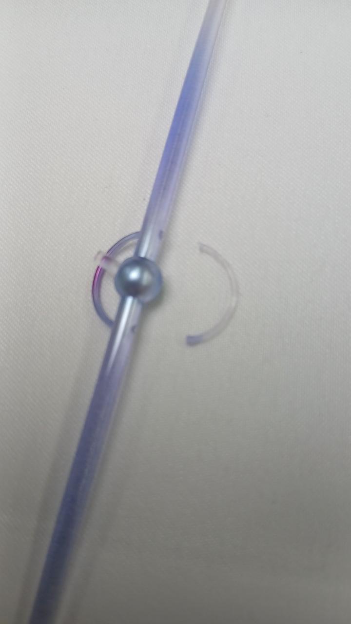 エフェクトパーツ、片側破損あります。