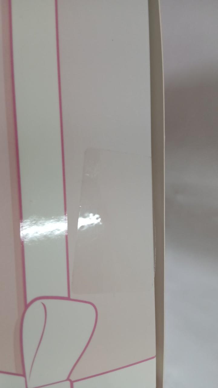 正面テープ切れてますが、横は留まってます