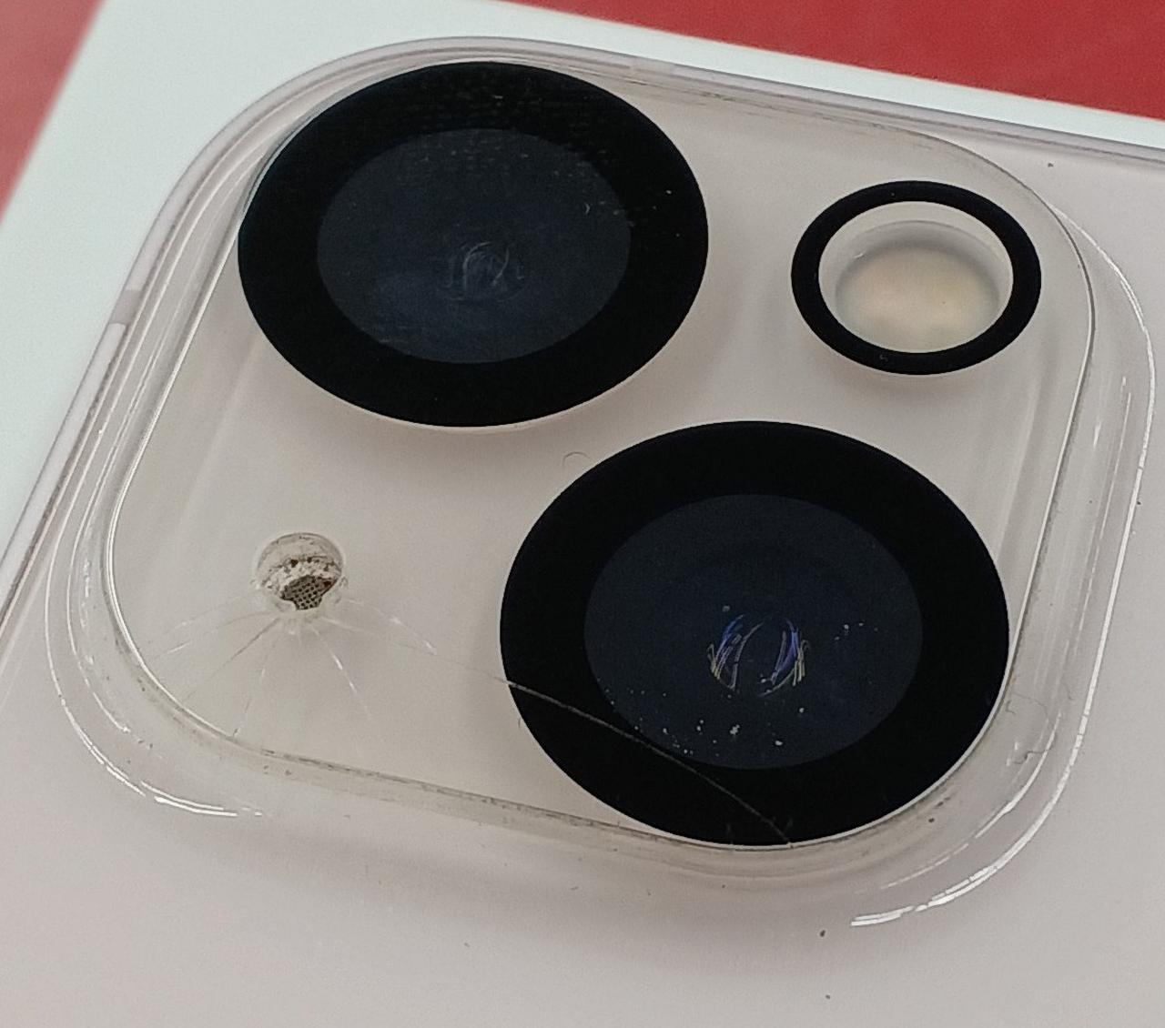 ※カメラ割れあり