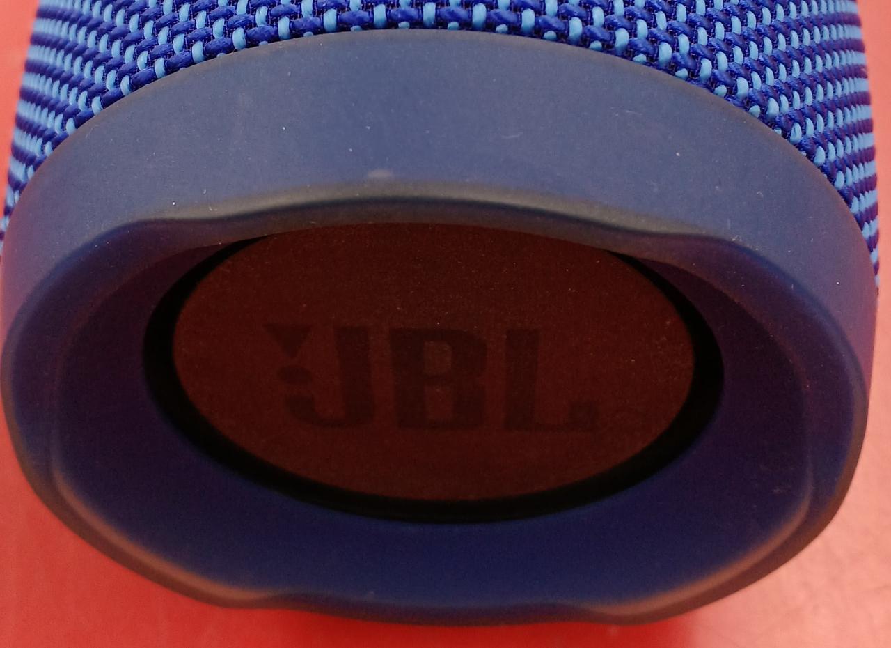 ※縁(ゴム部)黄ばみのような変色あり