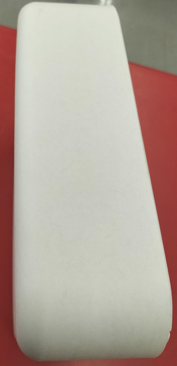 ※シールを剥がした毛羽立ちあり