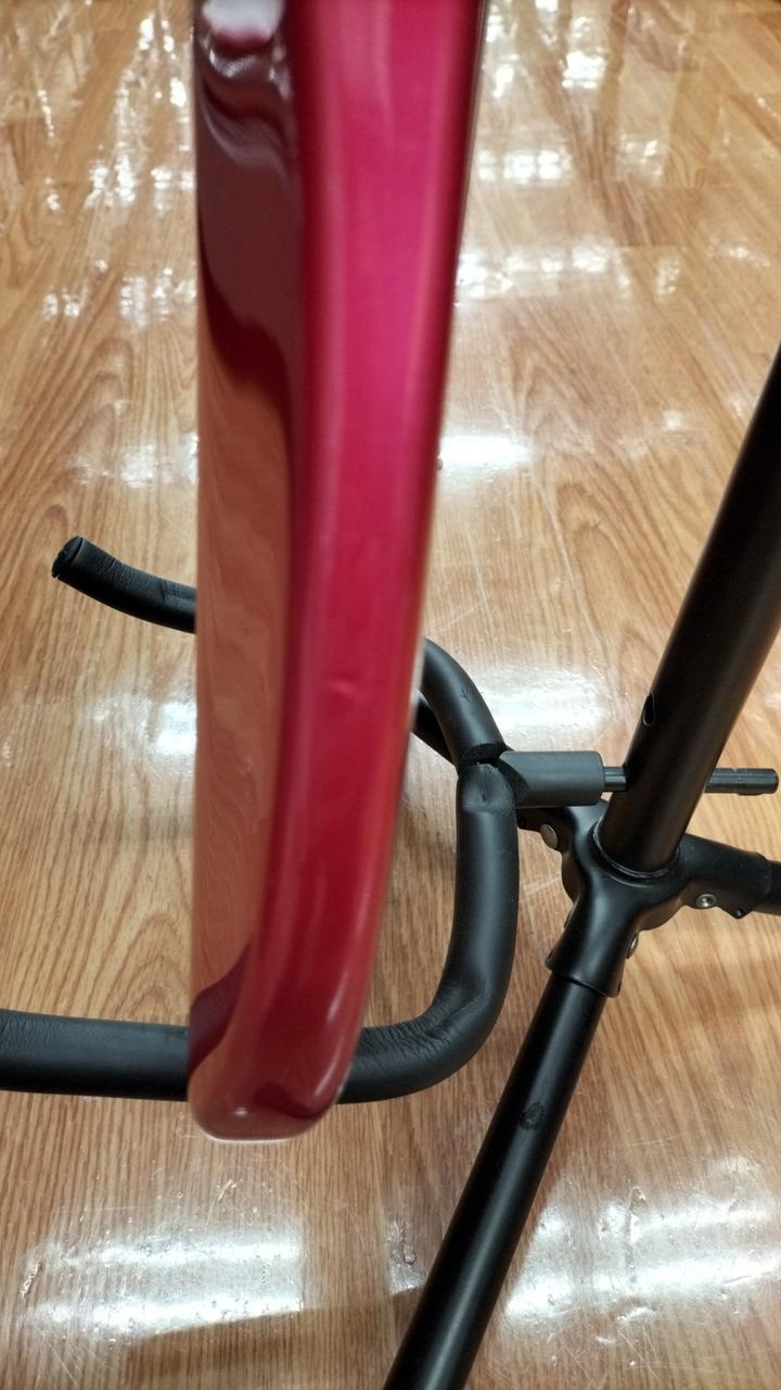 小さな打痕あります。