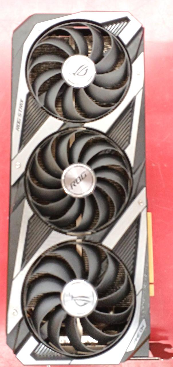 内部にホコリ蓄積あります。