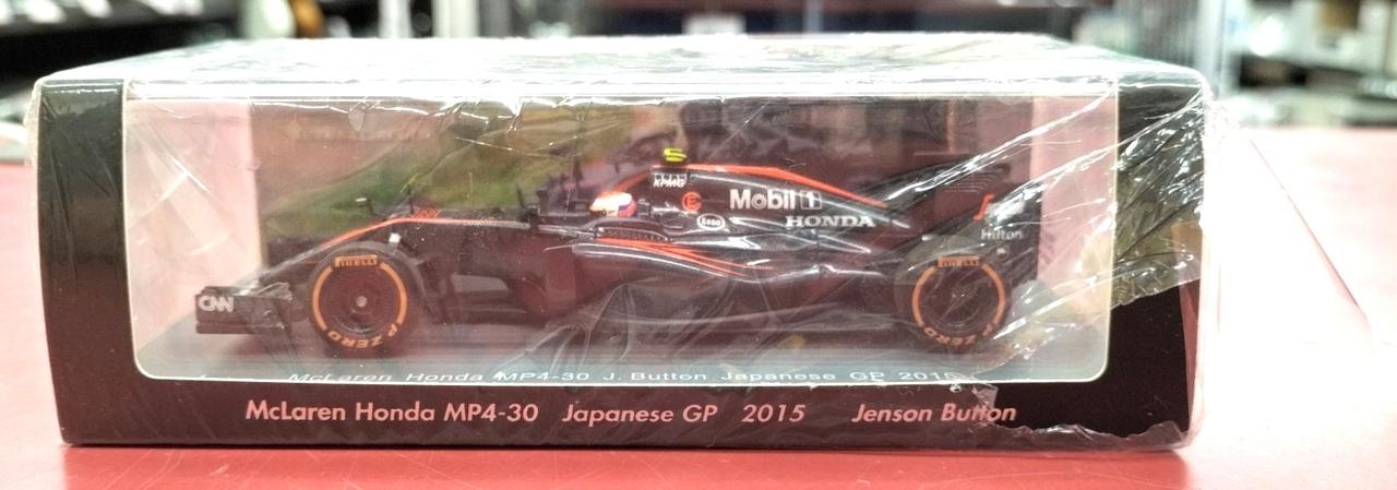 包装フィルムにダメージあります。