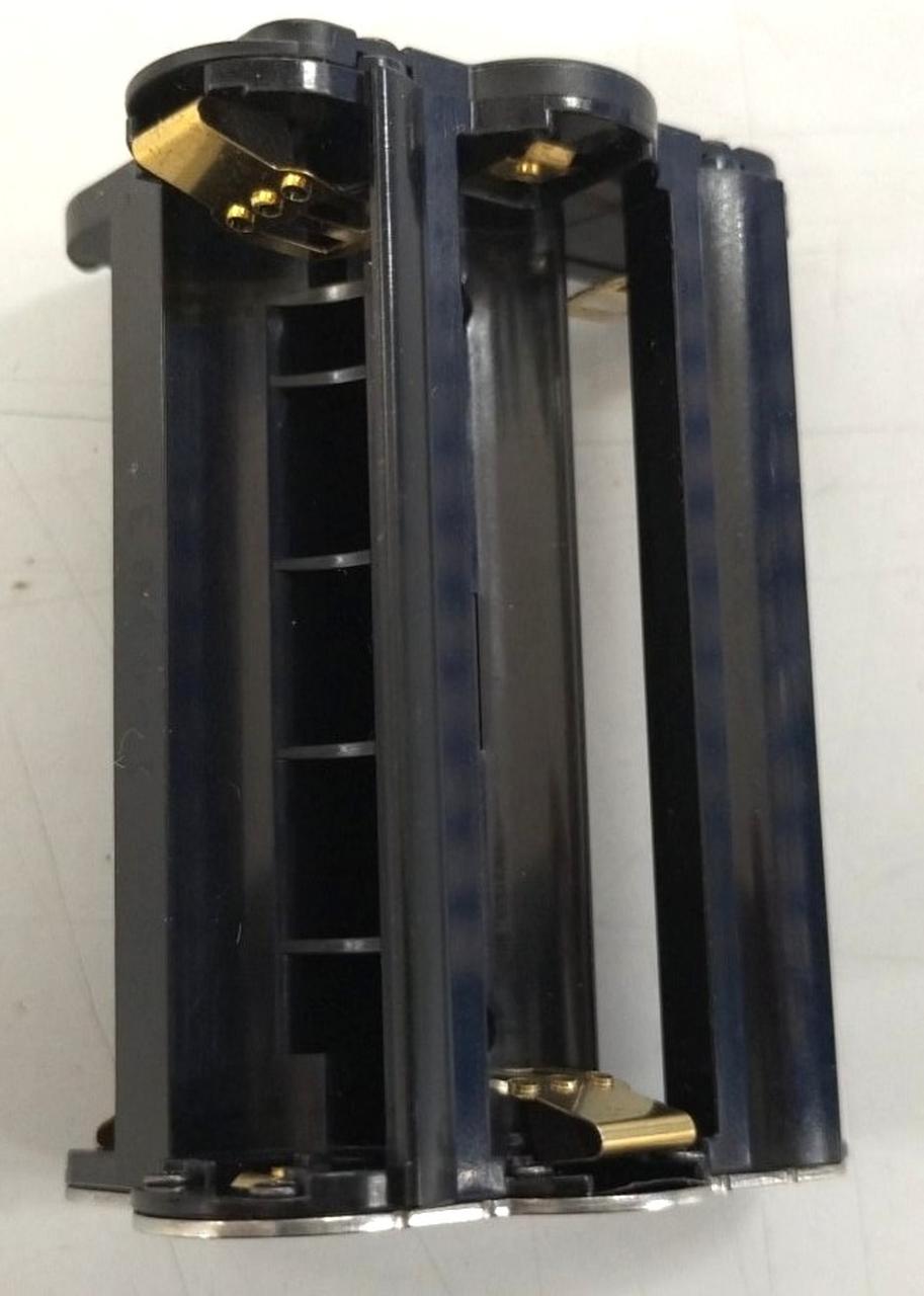 乾電池ホルダー