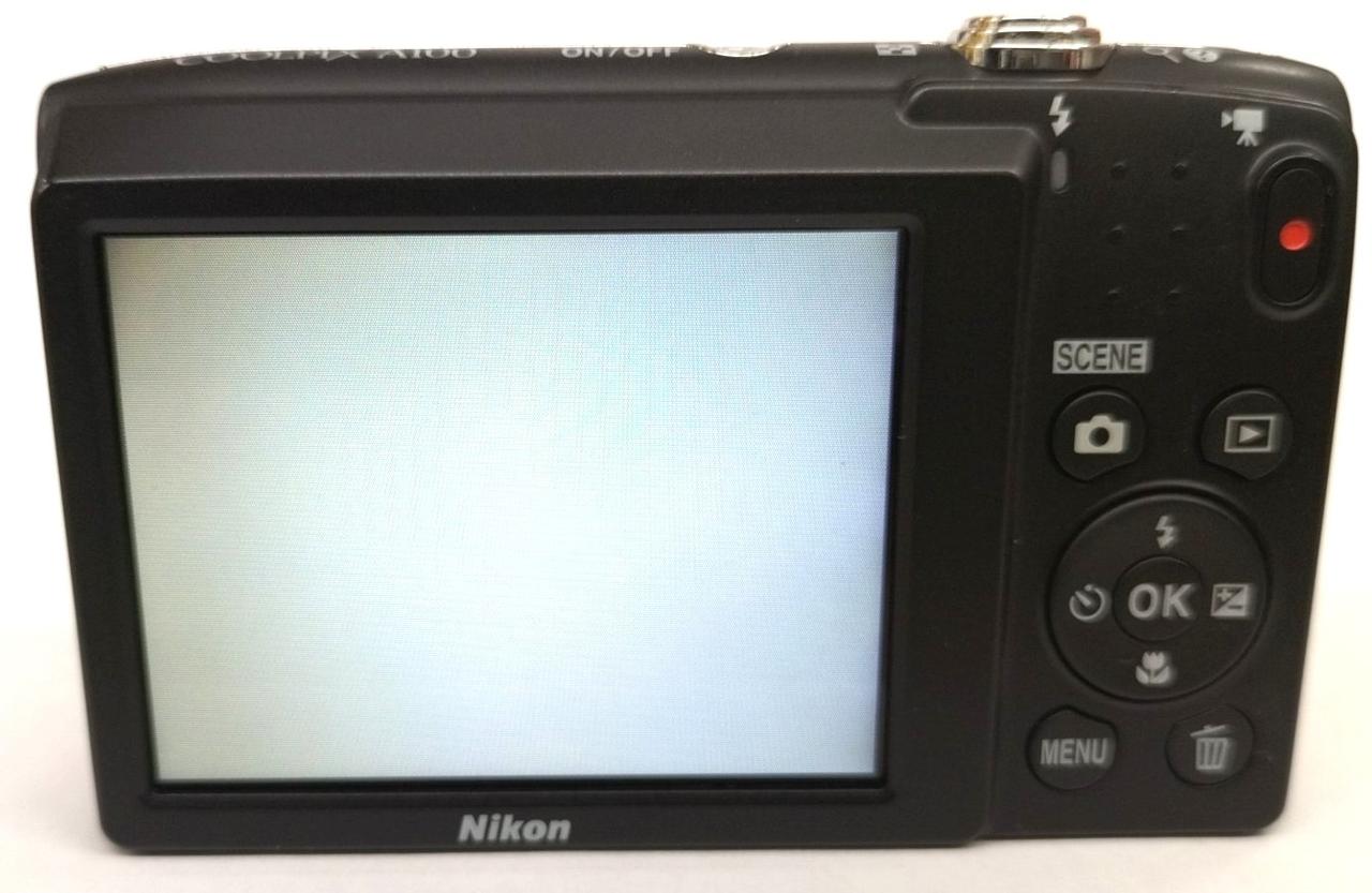 液晶左側黄ばみあります。