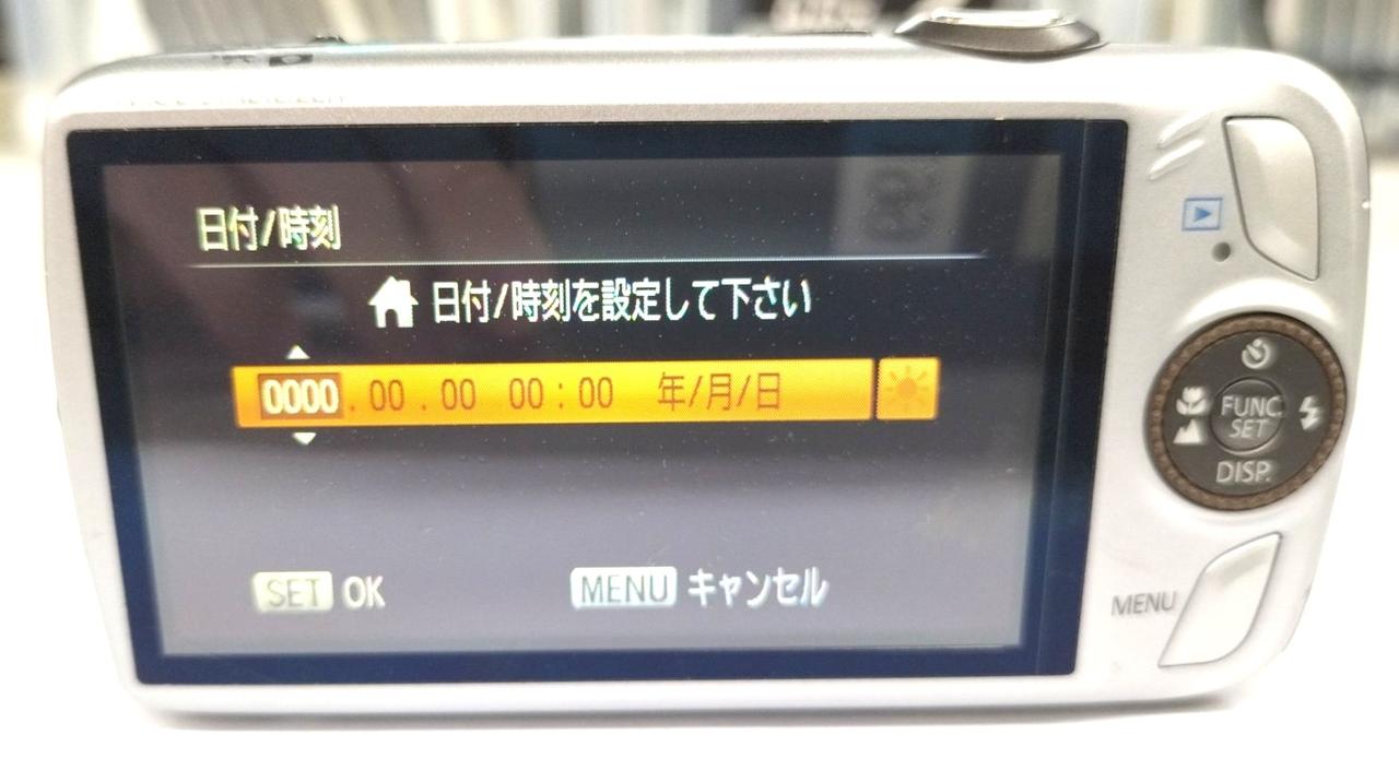 液晶にブツブツと劣化が見られます