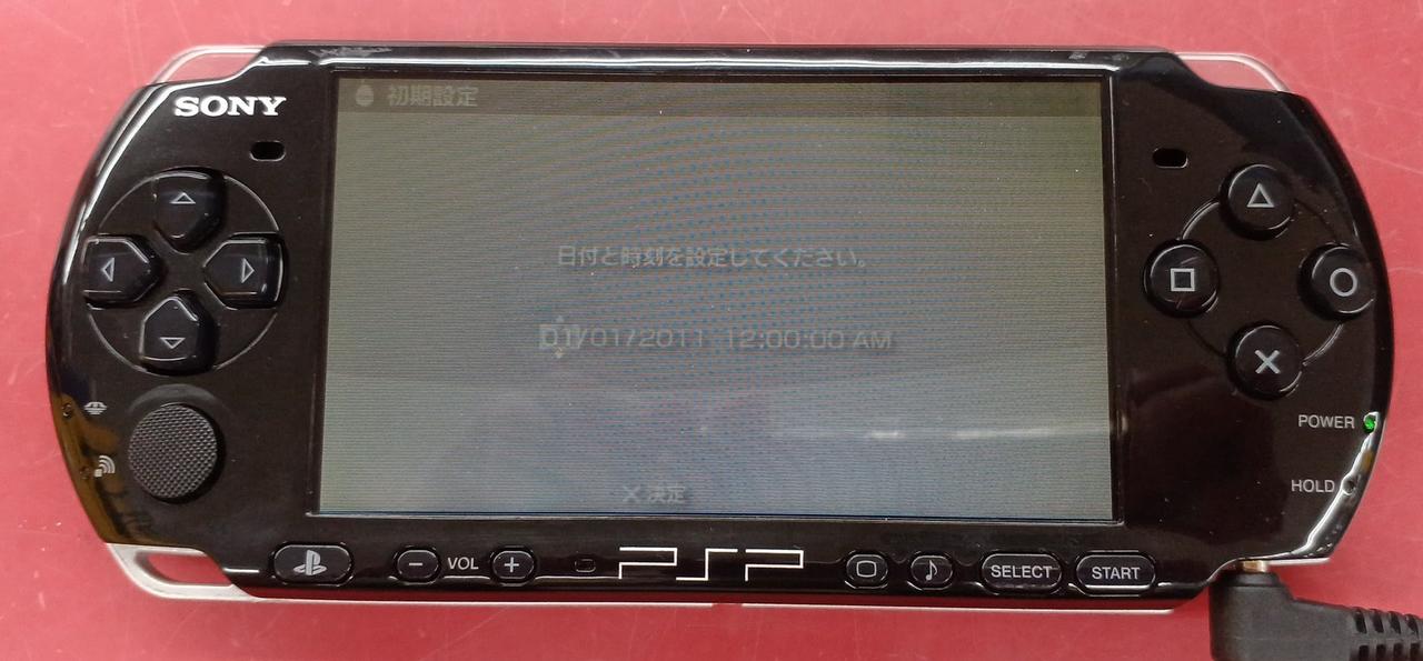 充電器は付属しません。液晶黄ばみあり。