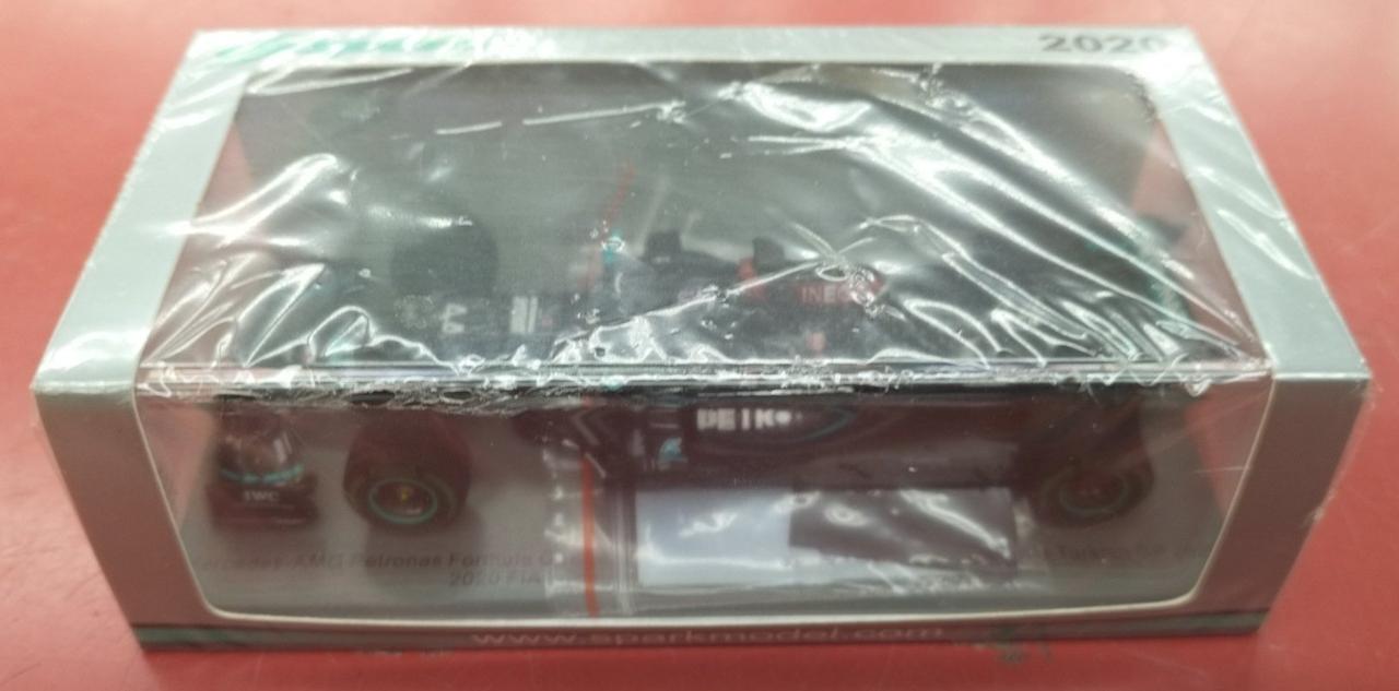 包装フィルムにダメージがあります。