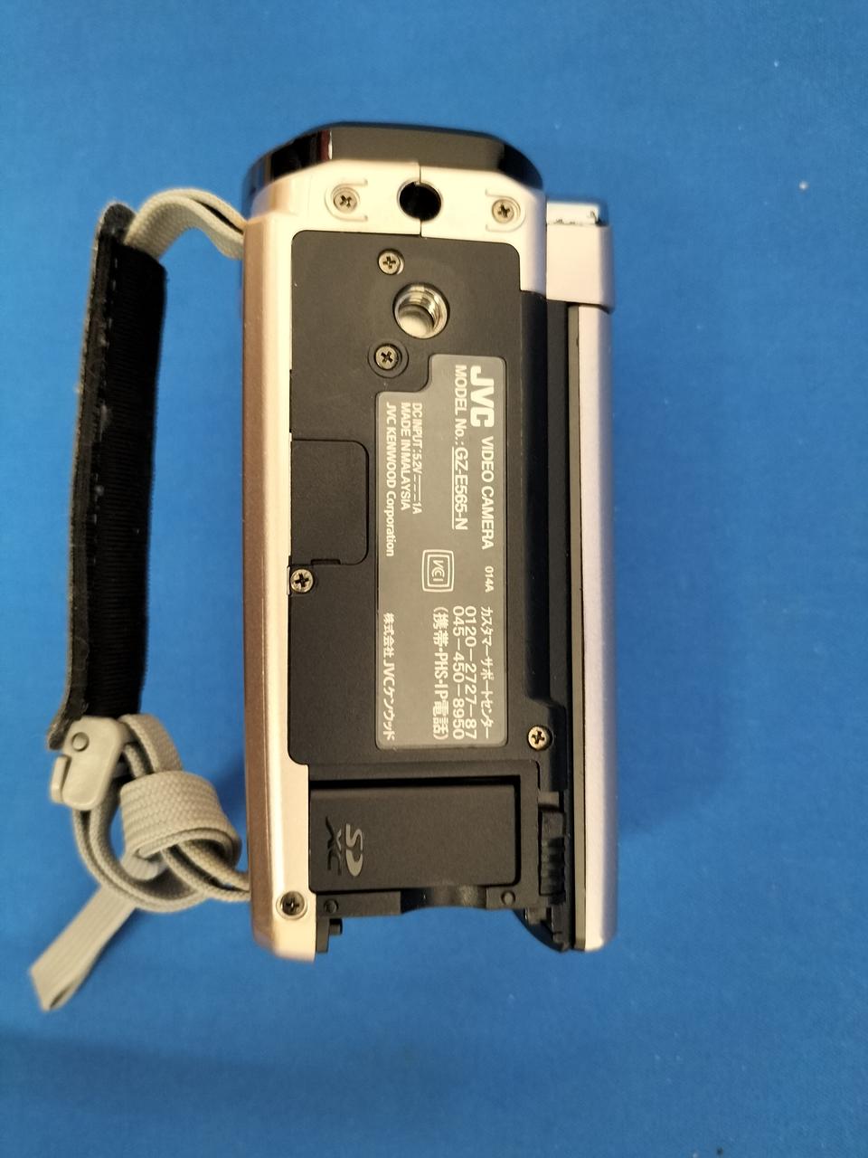 Victor JVC GZ-E565 ビデオカメラ 動作確認済み 珍し レトロ