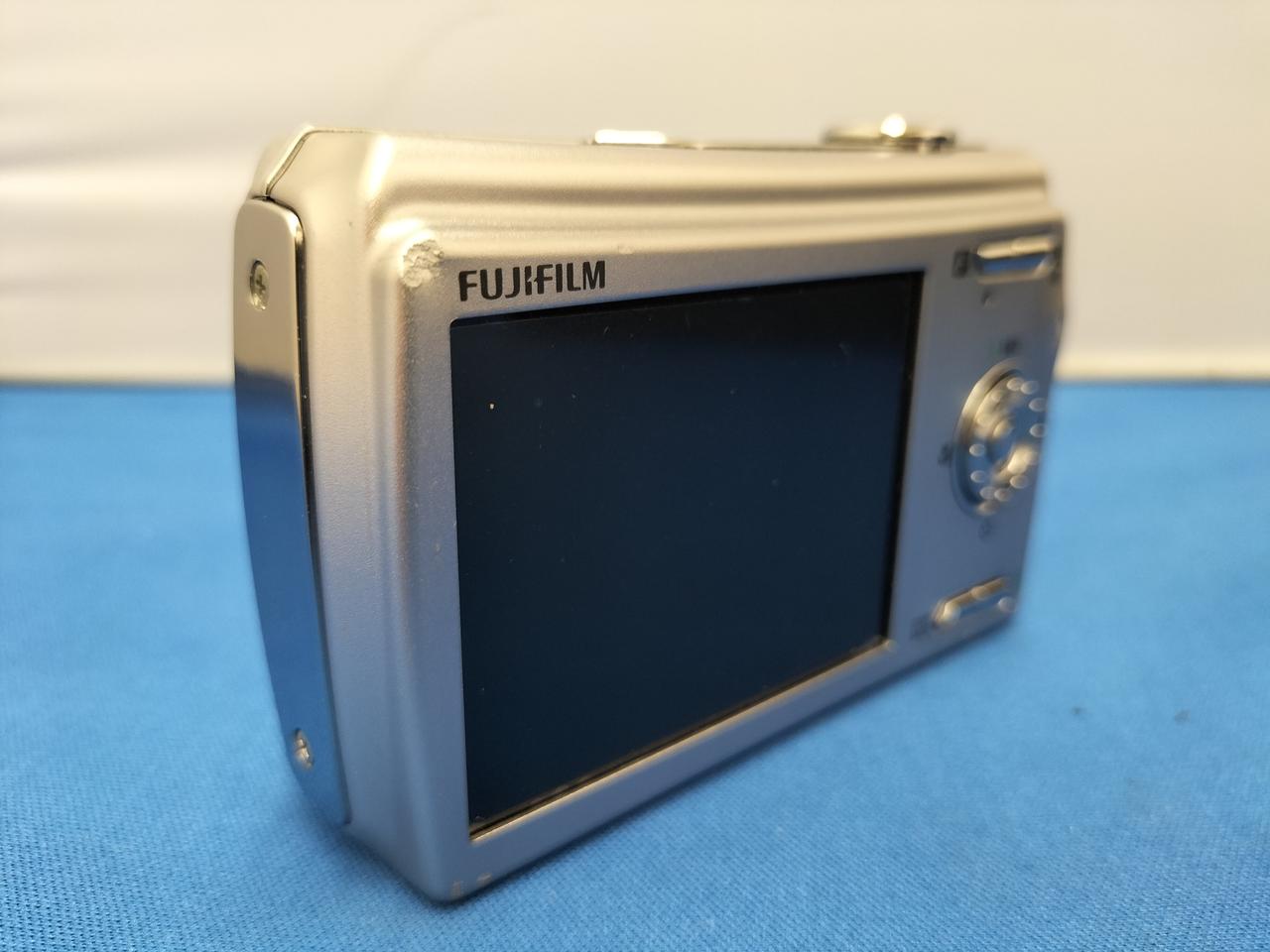 角にキズがあります