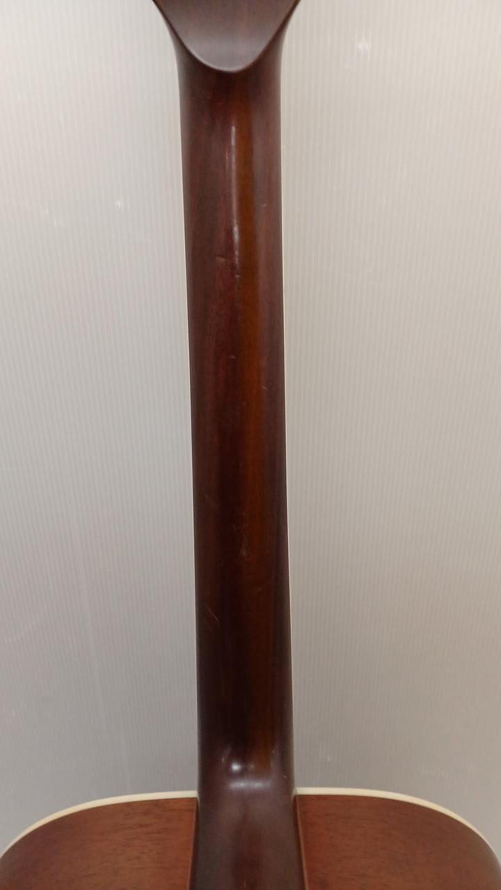 細かな打痕あり