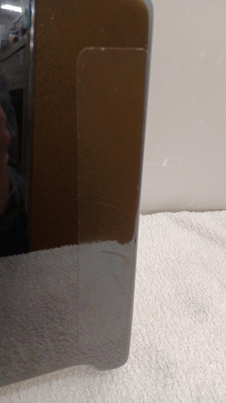 ステッカー貼ってあります