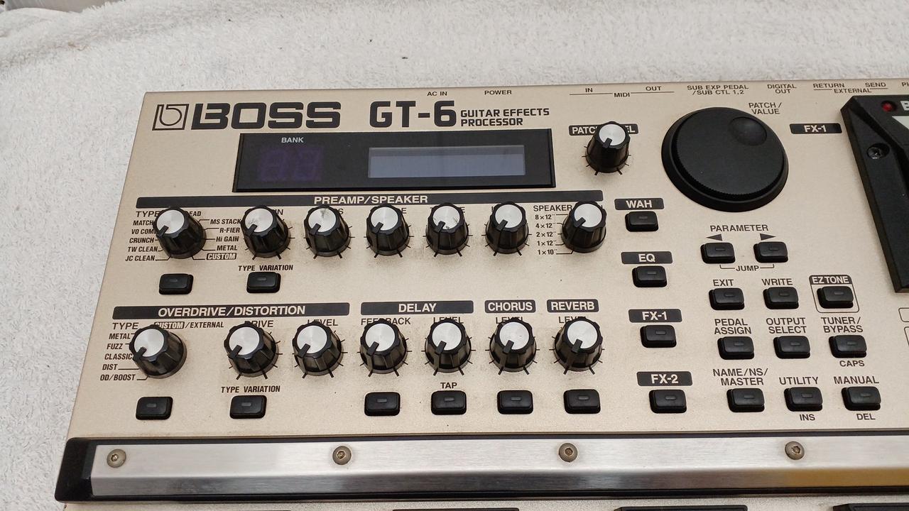 マリンゴールド　レトロ　BOSS BE-5 アナログマルチエフェクター マリンゴールド レトロ BOSS BE-5 アナログマルチエフェクター