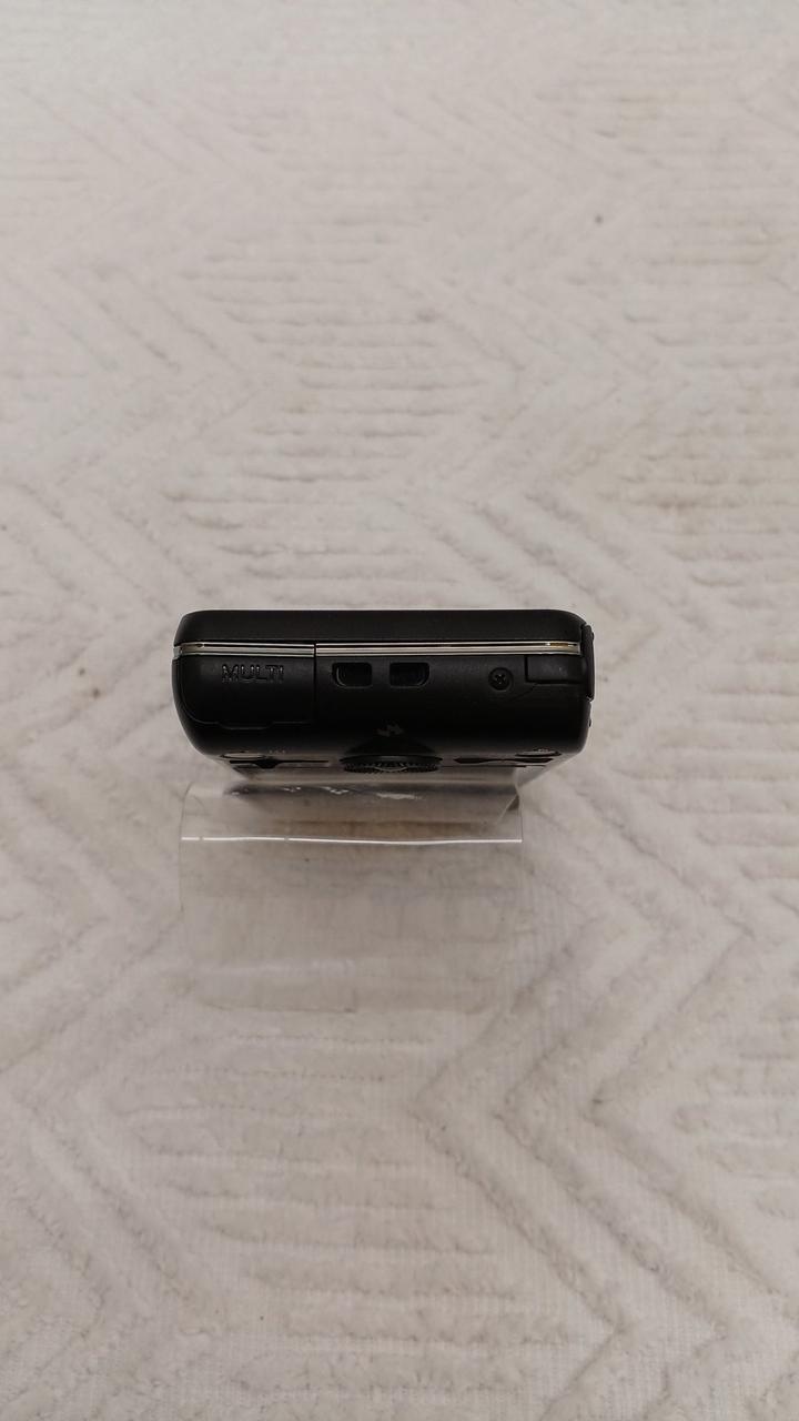 割れあります。