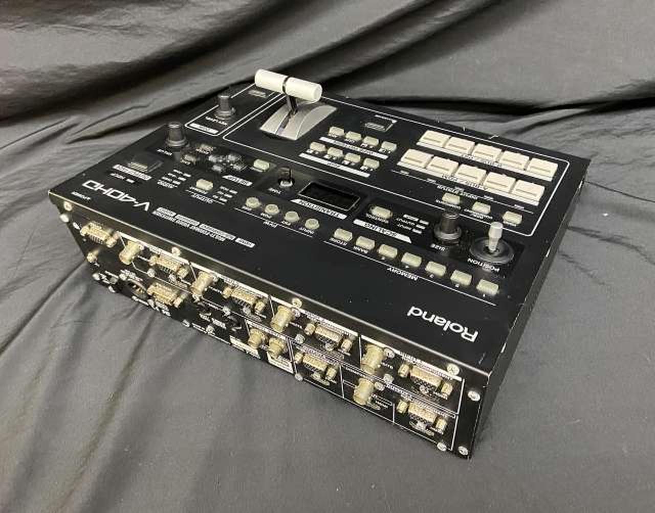 ローランド(ROLAND)|【最大で12台の映像機器を接続可能