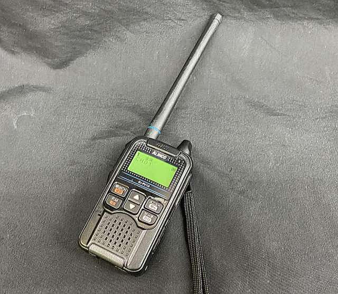 アルインコ(ALINCO)|【IP54防滴対応】特定小電力無線トランシーバー