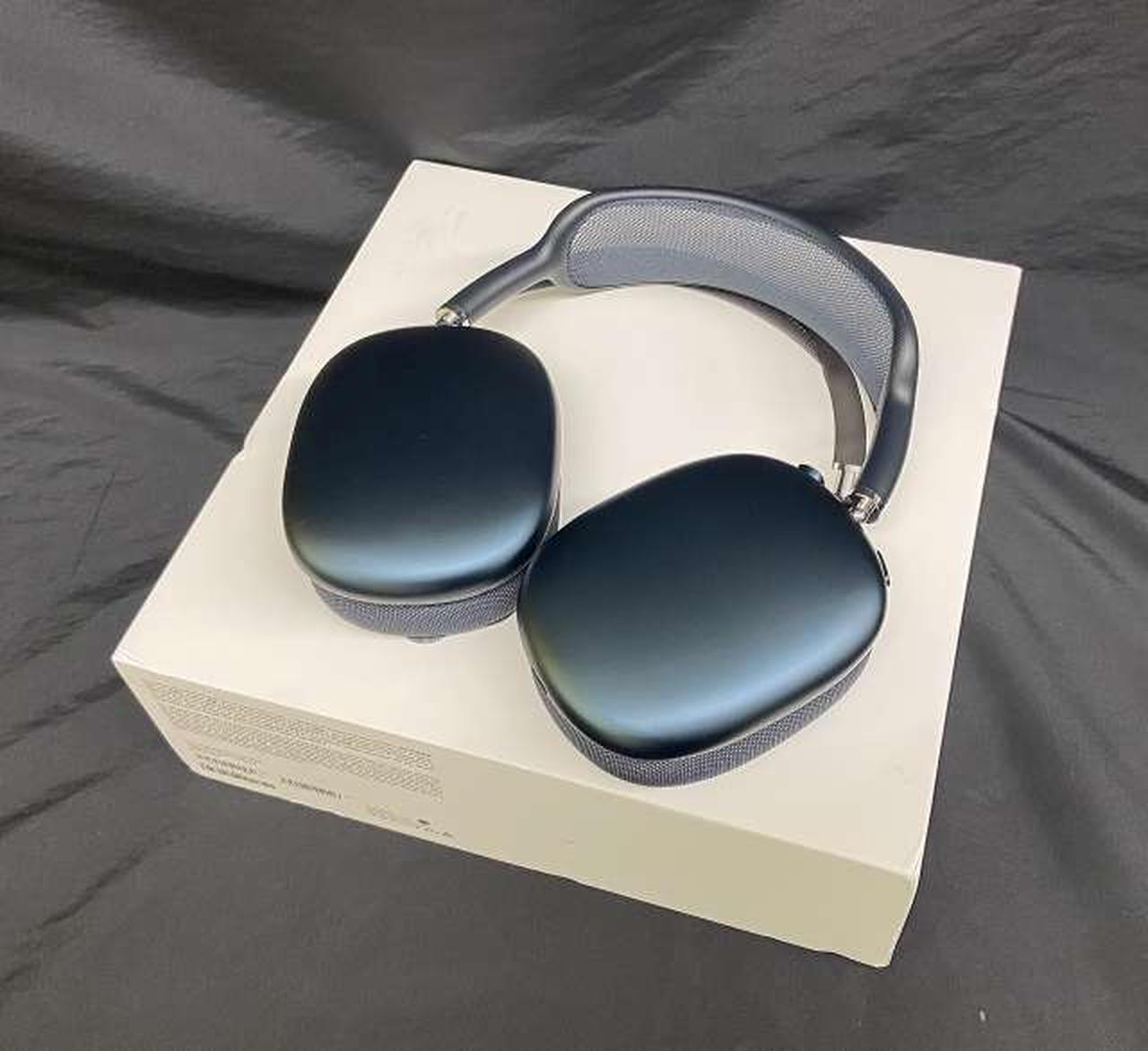 Apple AirPods Max 美品（2024年5月購入・箱/付属品あり） Apple AirPods Max 美品（2024年5月購入・箱/付属品あり）