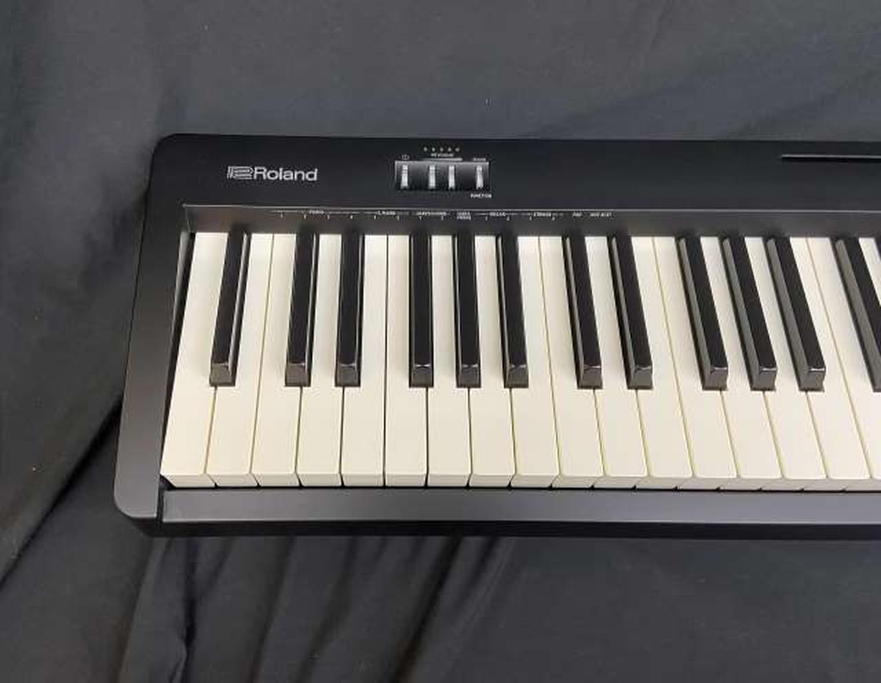 Roland FP-10 BK 【川崎市多摩区】【現地受け渡しのみ】 鍵盤楽器