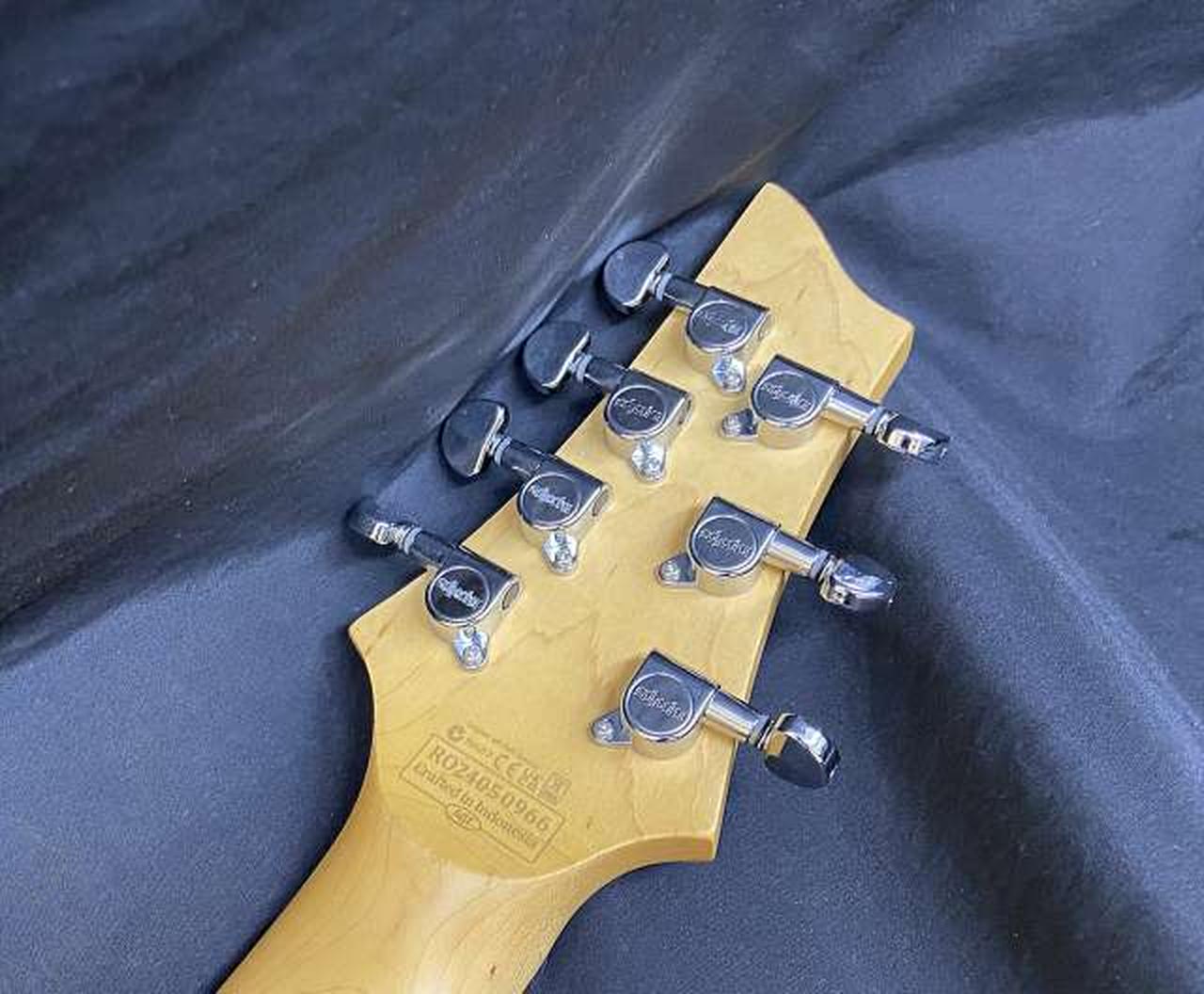 シェクター(SCHECTER)|【細めのCシェイプメイプルネックを採用】7弦