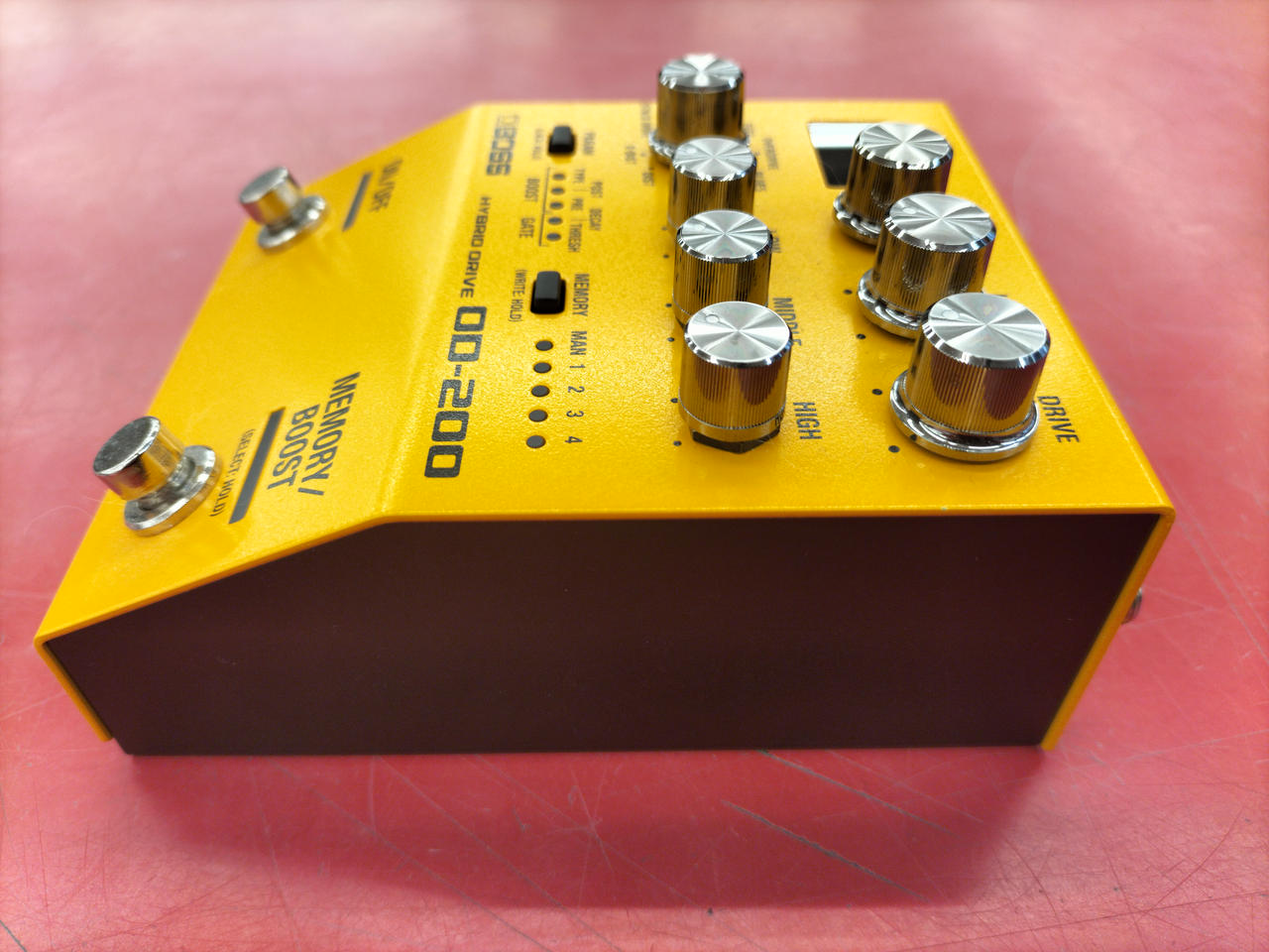 ボス(BOSS)|歪み系エフェクター|【ハードオフ公式通販】オフモール