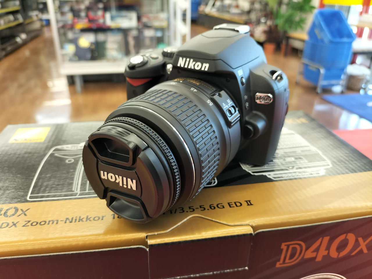 【美品】Nikon D40x EDレンズ　お手軽に一眼レフ　超低ショット！ Nikon - 極美品☆Nikon D40X レンズキット☆高画質☆簡単操作