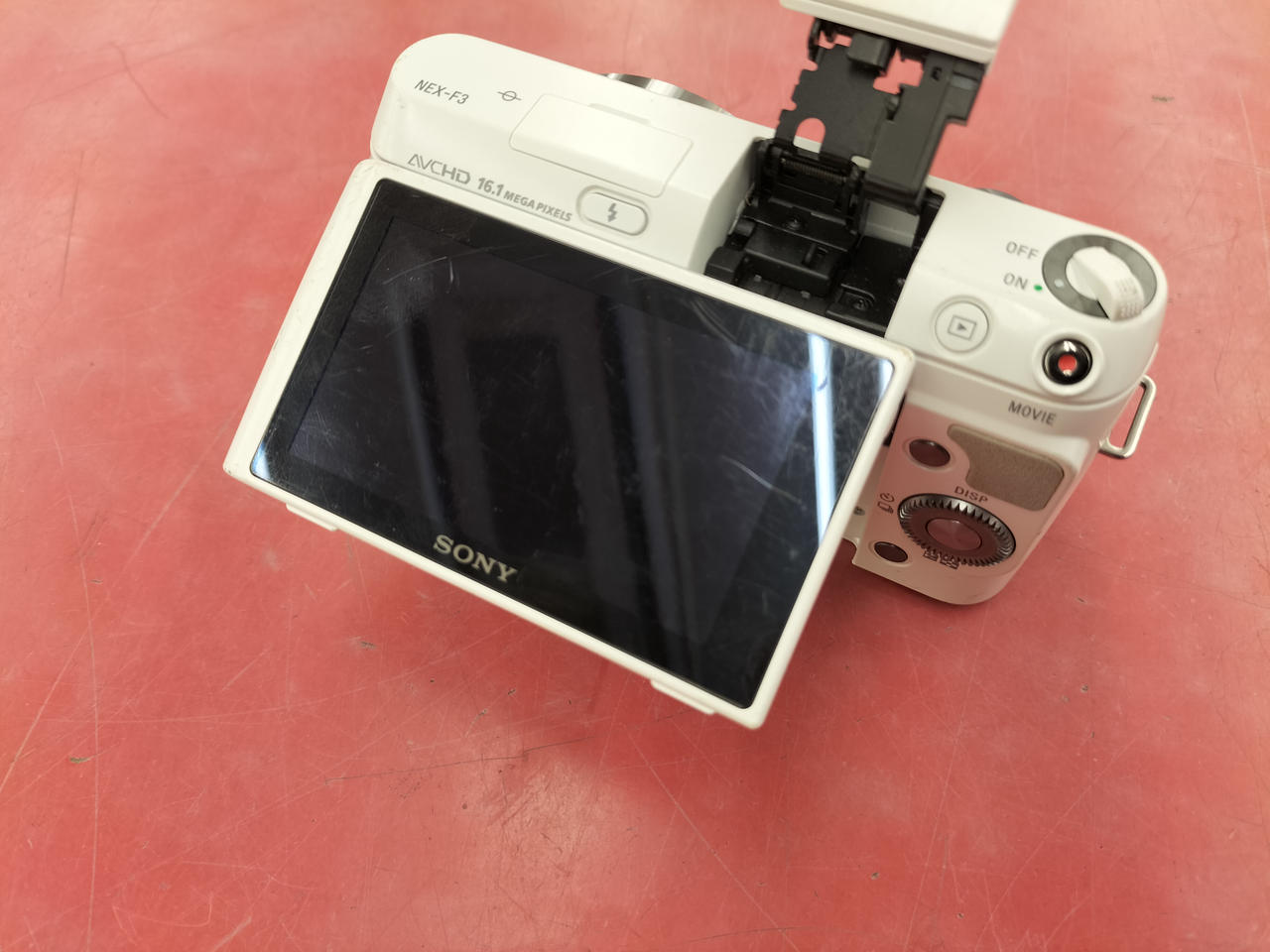SONY α ミラーレス一眼カメラ 純正レンズ付き SONY (ソニー) ミラーレス一眼カメラ α NEX-F3K｜トレファクONLINE