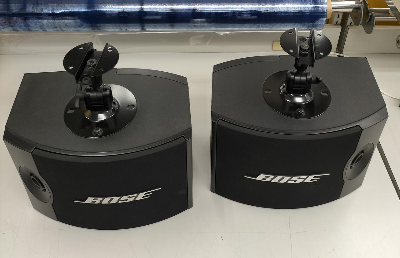 BOSE 301V 左右ペア 金具付き 2 やりきれな