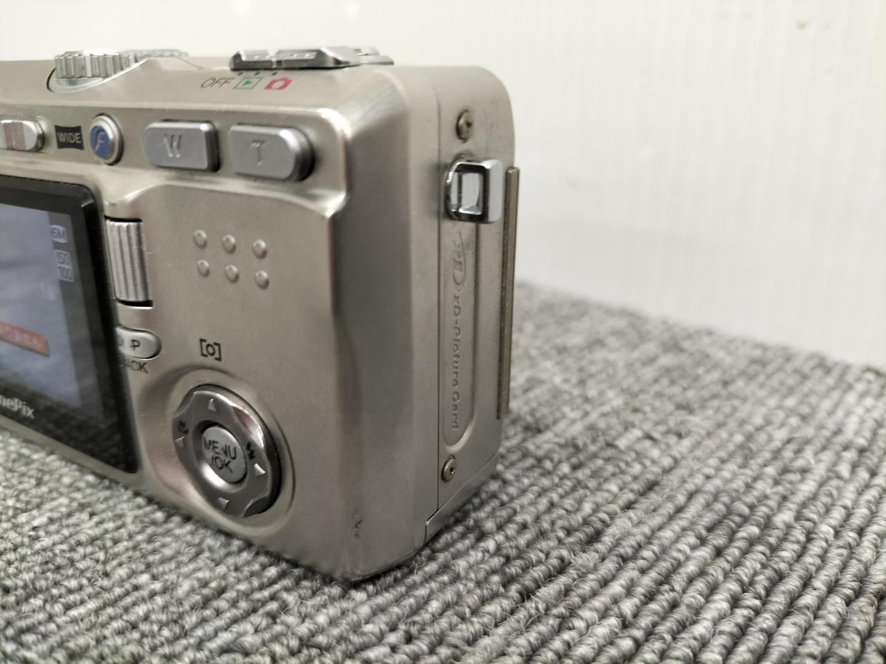 富士フイルム - 富士フイルム デジタルカメラ ジャンク品 フジフィルム(FUJIFILM)|デジタルカメラ【ジャンク品】|HARDOFF