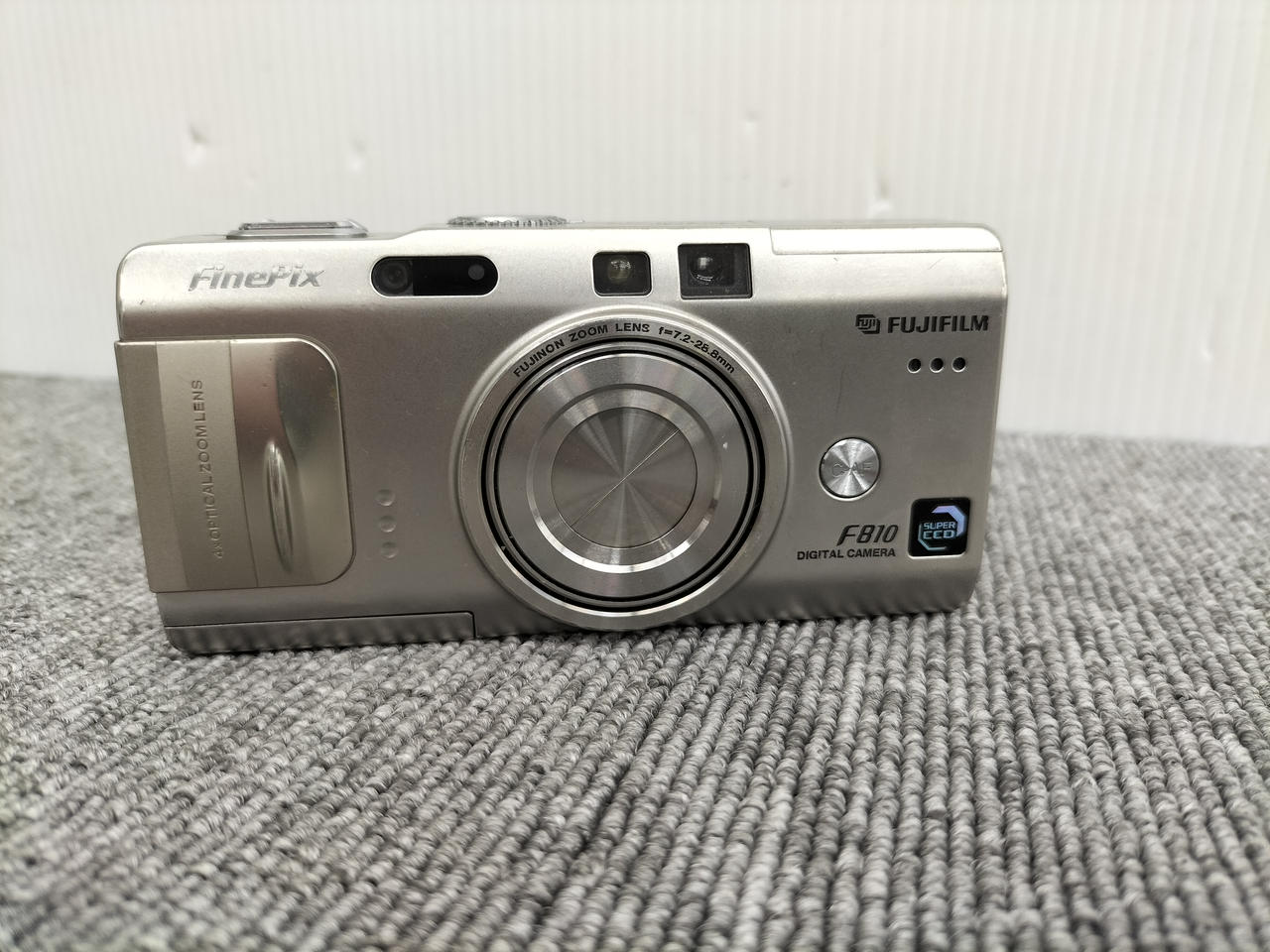 fujifilm F810 コンパクトデジタルカメラ　ジャンク 富士フイルムF810未確認の為ジャンク格安出品