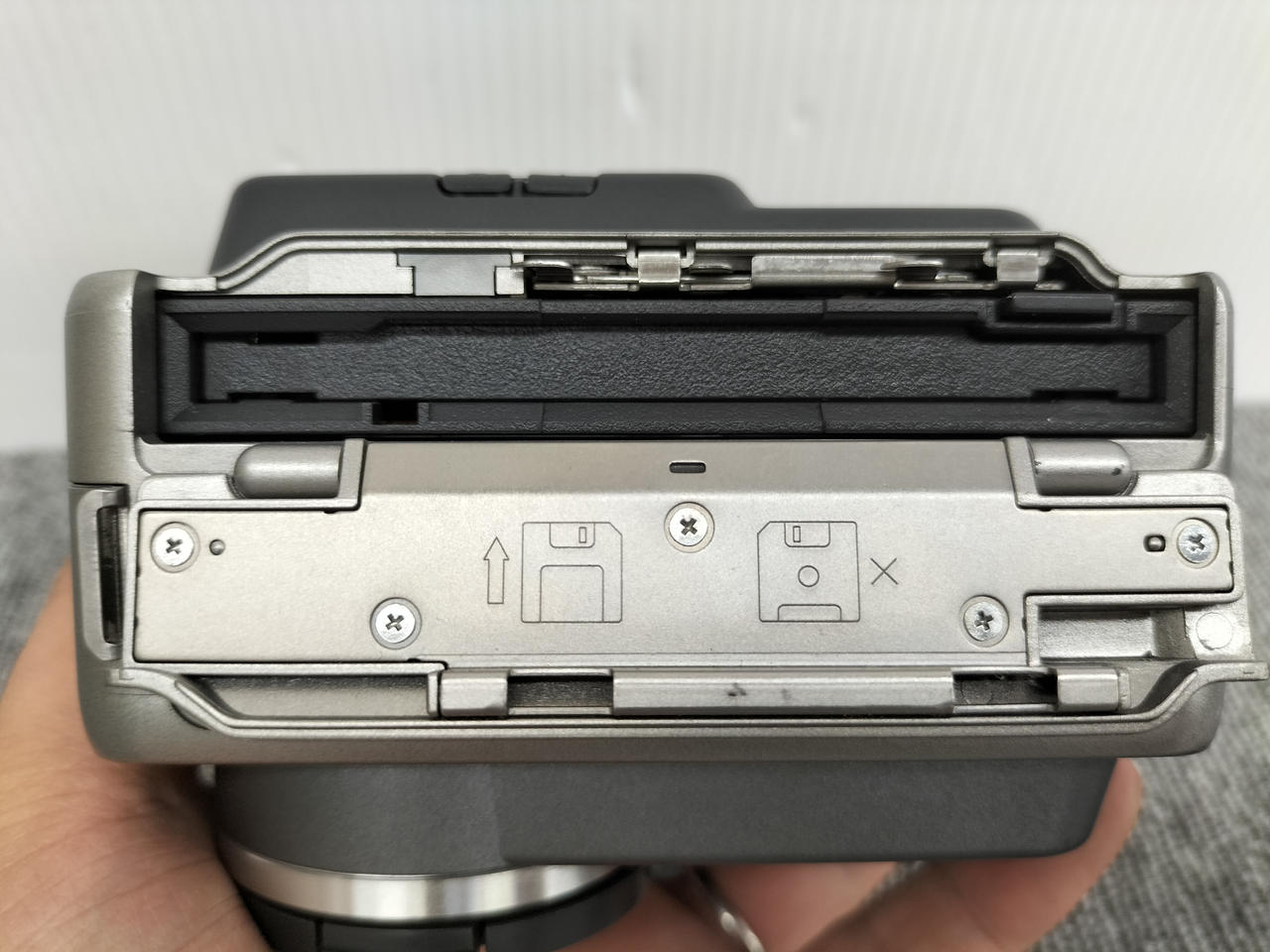 【美品】ソニー SONY Mavica MVC-FD7 デジタルカメラ 第241回目 SONYデジタルマビカ(MVC－FD7) : ポンコツとうさんの